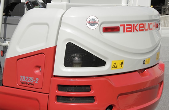 Mini-pelle Takeuchi TB235-2 – Image 3