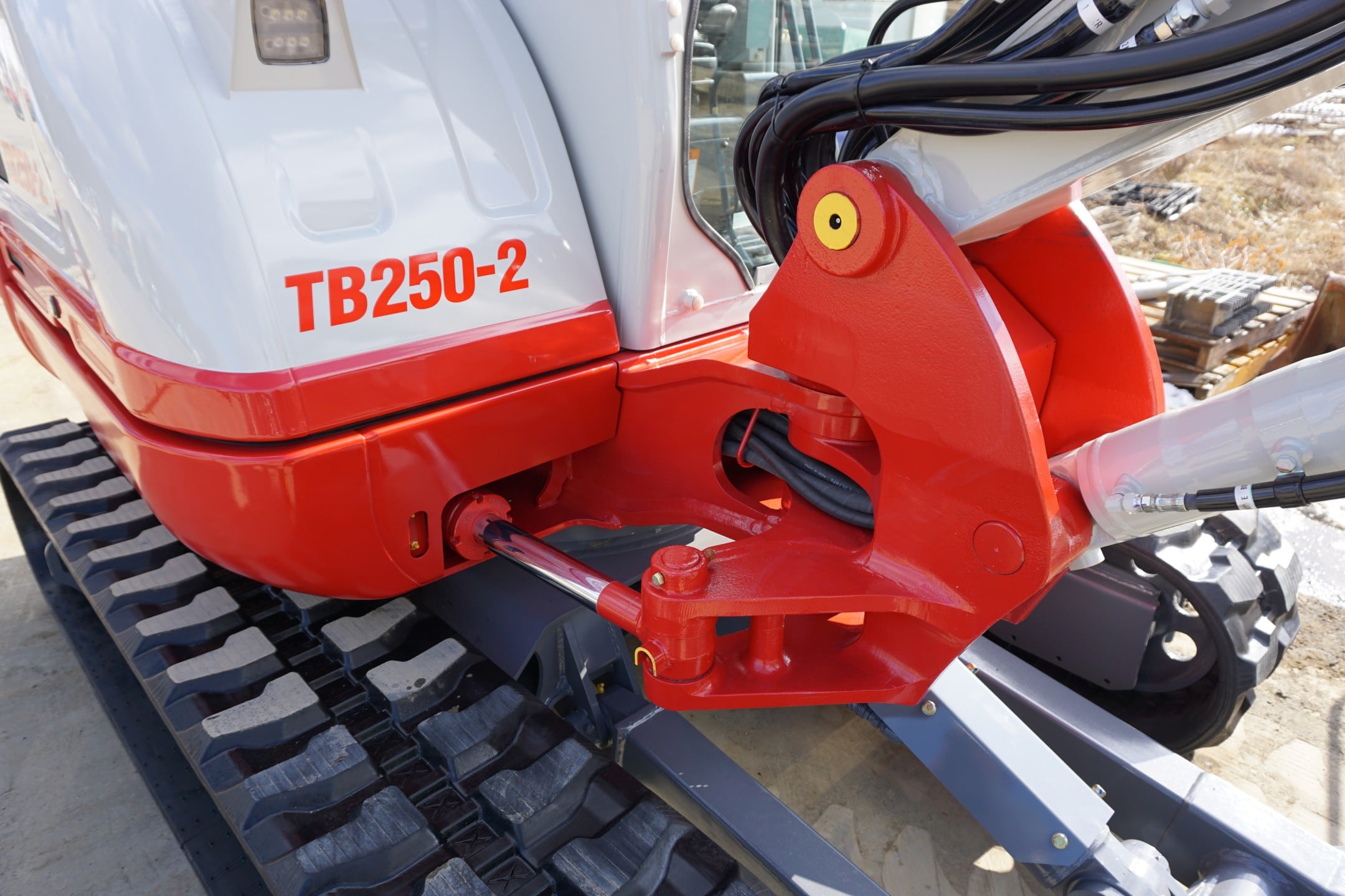 Mini-pelle Takeuchi TB250-2 – Image 3