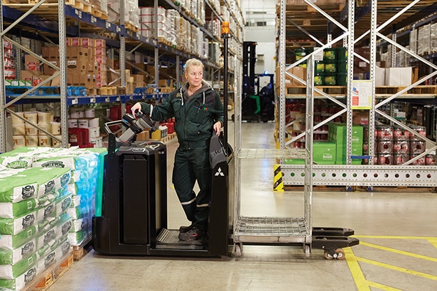 Préparateurs de commandes au sol Mitsubishi OPB12-25N2 VELIA ES – Image 6