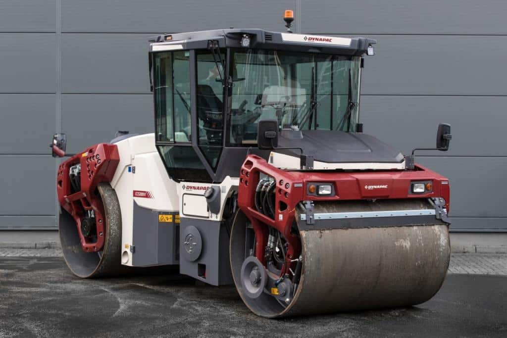 Rouleaux tandems pour les enrobés Dynapac CC5200 VI – Image 3